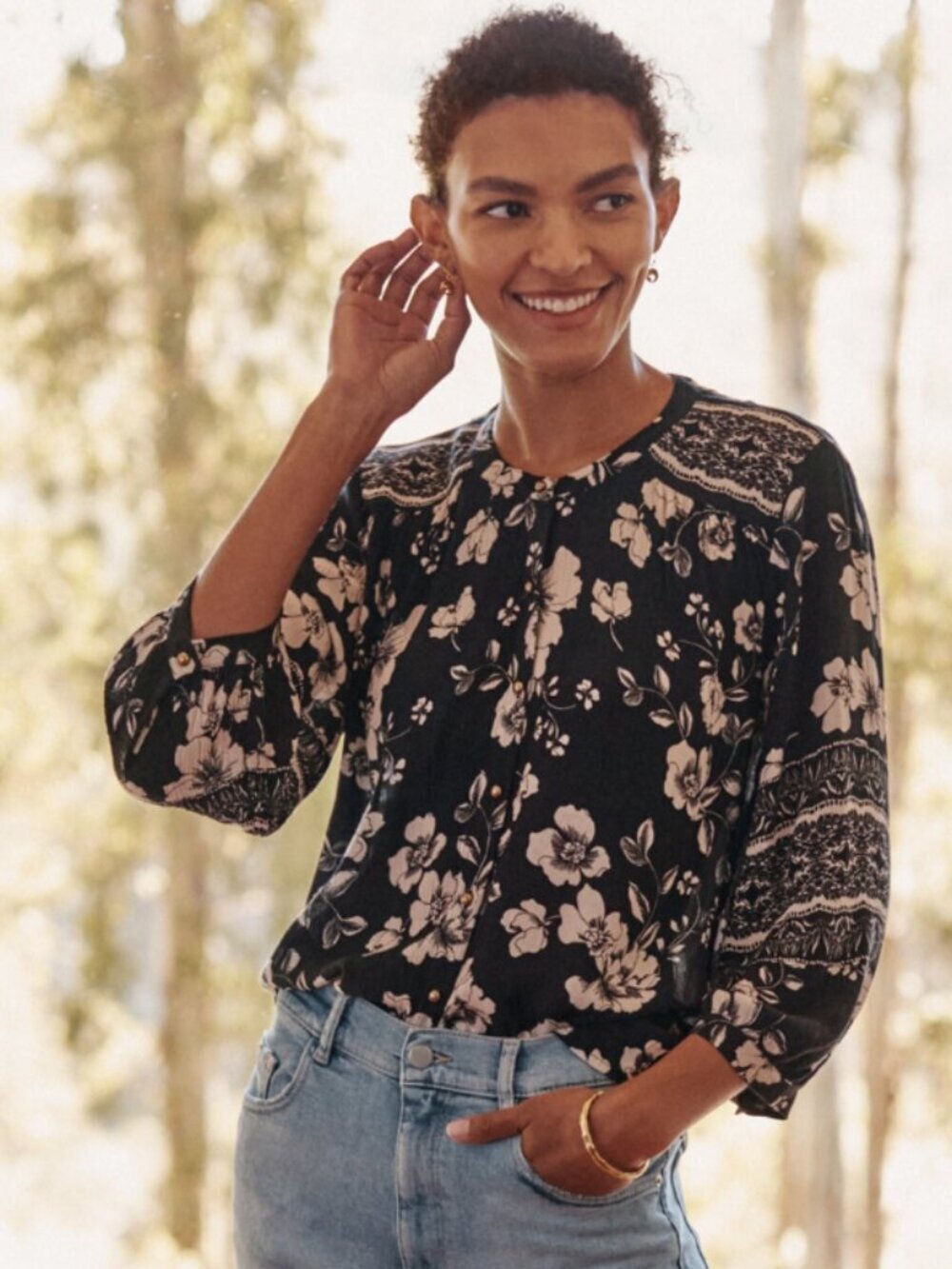 GARNET HILL Lydia Border Print Blouse Small Crinkle Button Front Womens Top